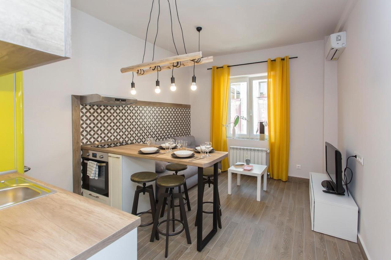Sunny And Modern 1Bdr Apartment In The Center София Екстериор снимка